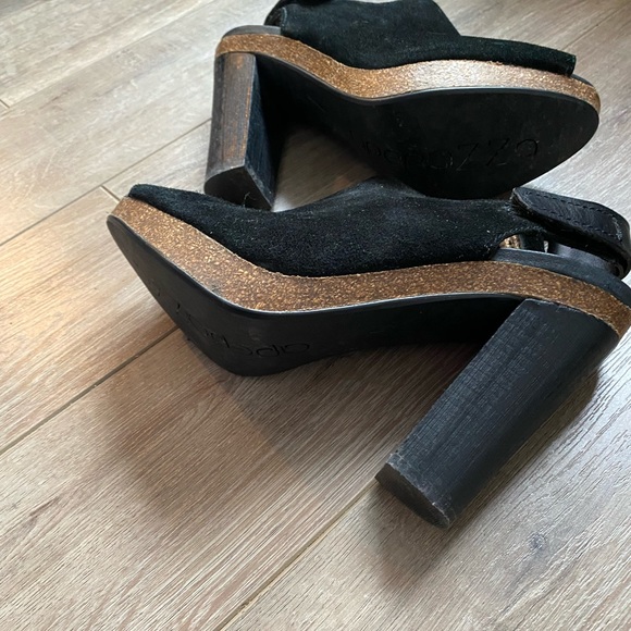 Platform sandals - Picture 10 of 15